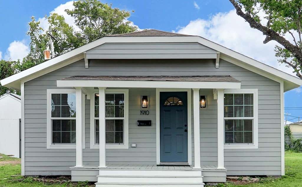 Photo of 1910 Avenue N, Rosenberg, TX 77471 (MLS # 39998566)