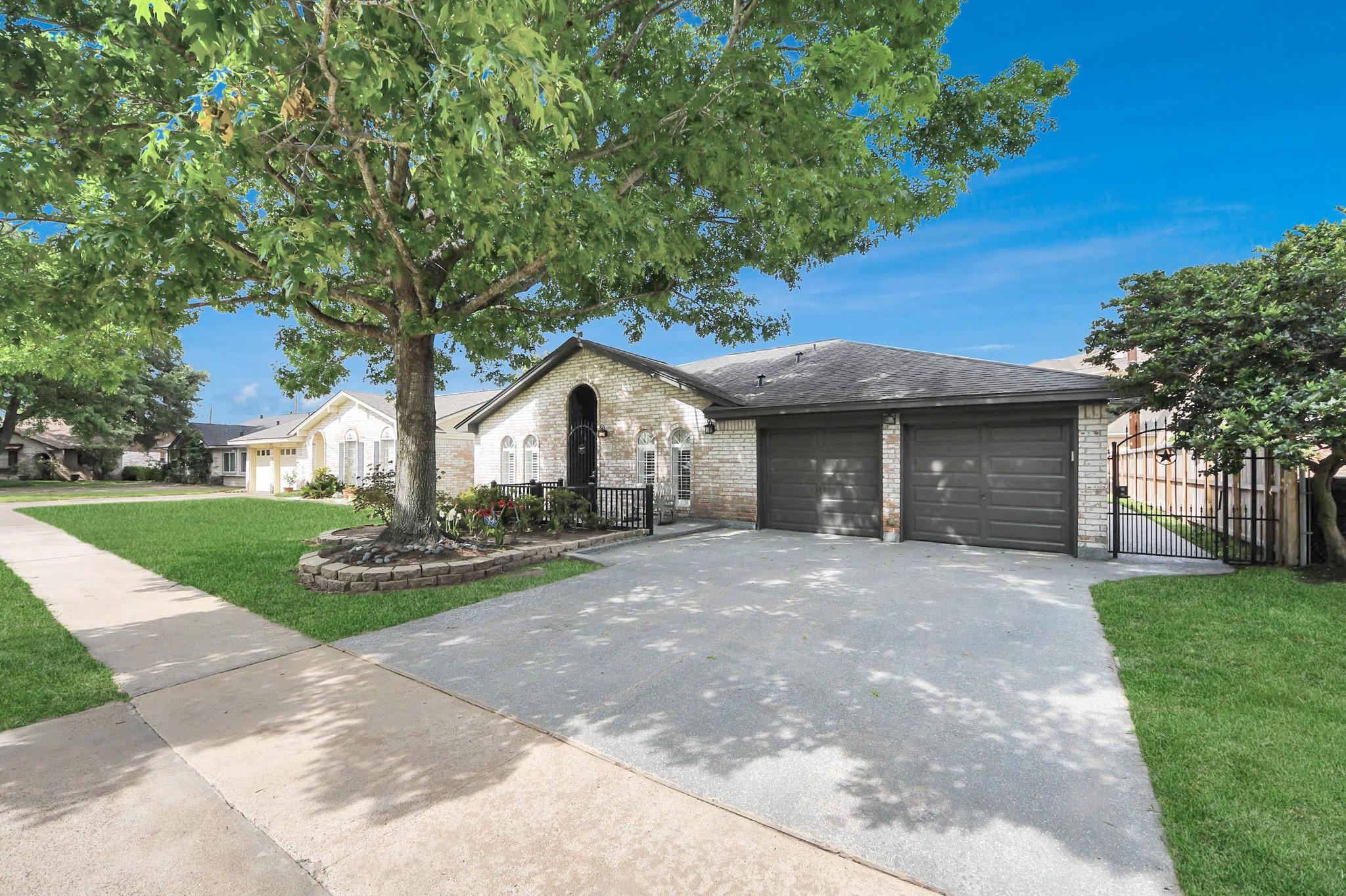 4611 Northrup Drive