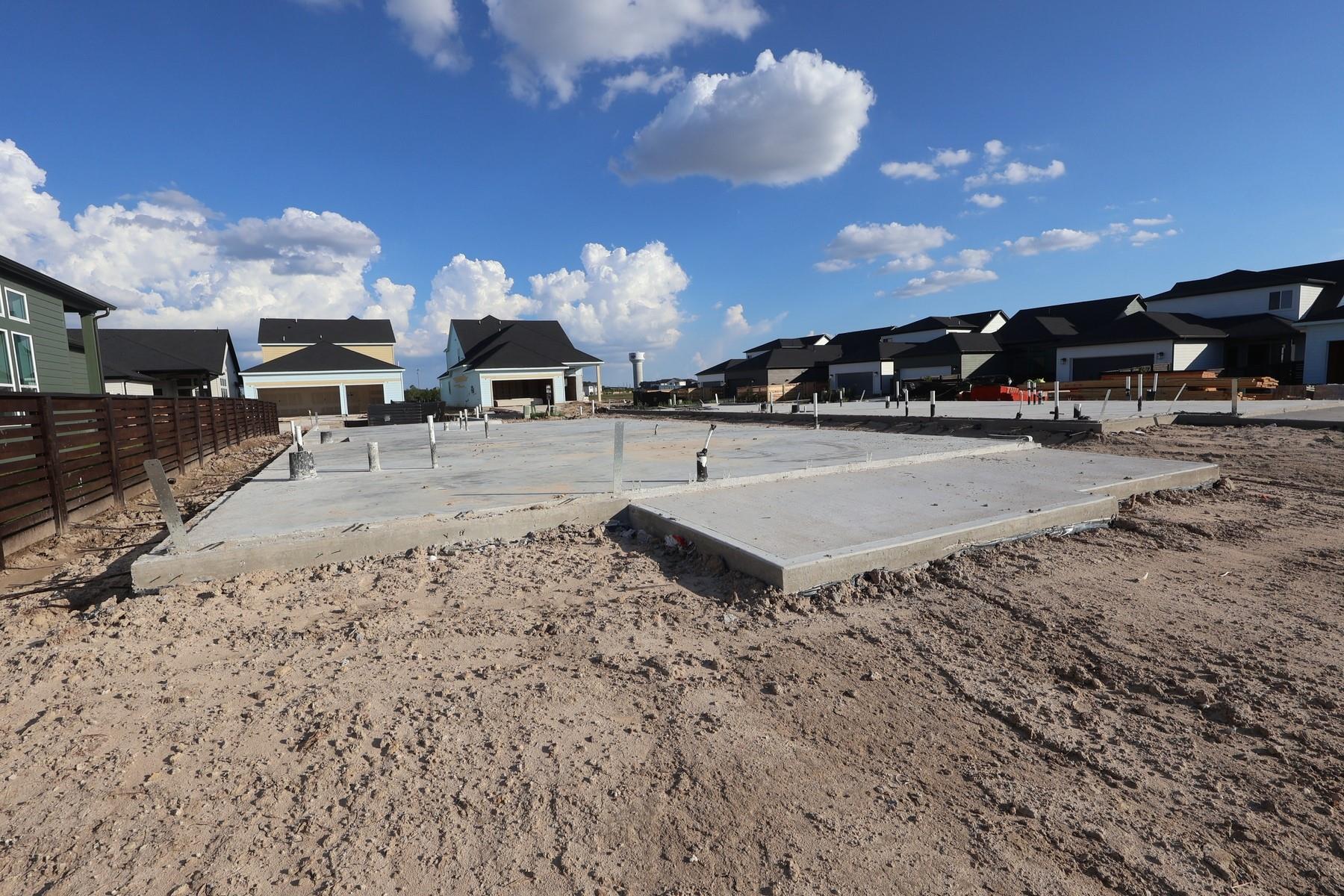 12118 Osprey Outlook Drive