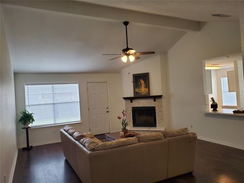 Photo of 13002 Nantucket Drive, Sugar Land, TX 77478 (MLS # 17129229)