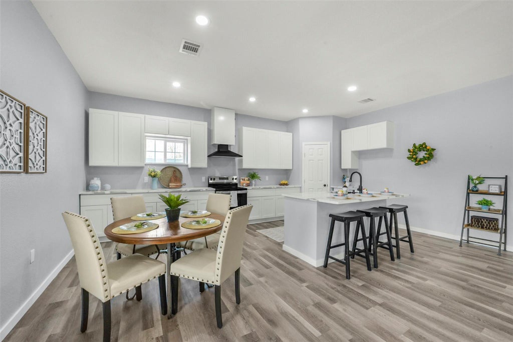 Photo of 262 County Road 3552, Cleveland, TX 77327 (MLS # 94533836)