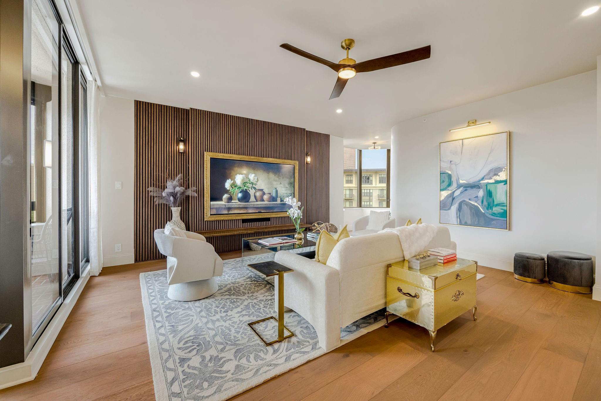 5555 Del Monte Drive 704