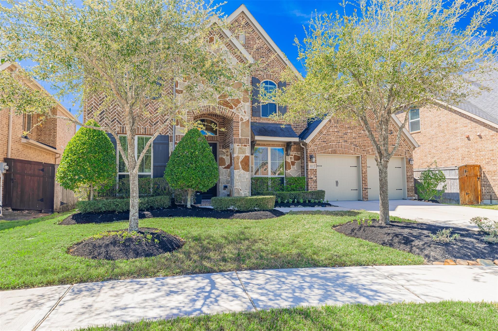 28207 Sandy Meadow Court