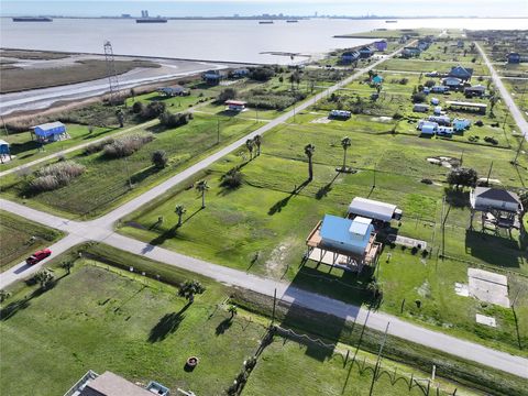 Vacant Land For Sale - 1921 Galveston Avenue<br/> Port Bolivar, TX 77650