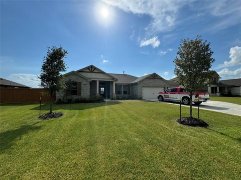 Photo of 395 Hunter Ranch Way Way, Dayton, TX 77535 (MLS # 44823988)