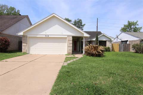 Photo of 3118 Settlers Way Boulevard, Sugar Land, TX 77479 (MLS # 75869381)