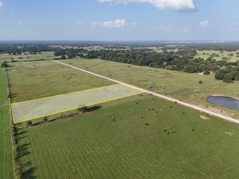 Photo of 2 Limestone County Road 463, Mexia, TX 76667 (MLS # 18011264) Photo of 2 Limestone County Road 463, Mexia, TX 76667 (MLS # 18011264)