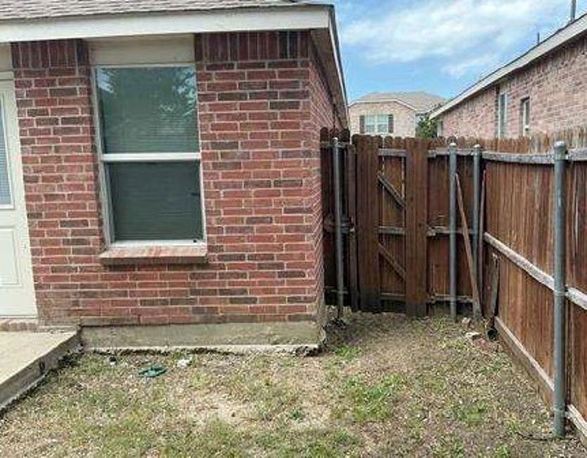 1725 Megan Creek Drive
