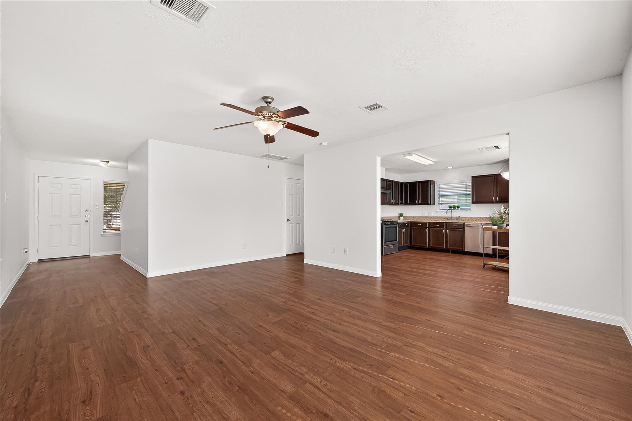 5943 Stockholm Court
