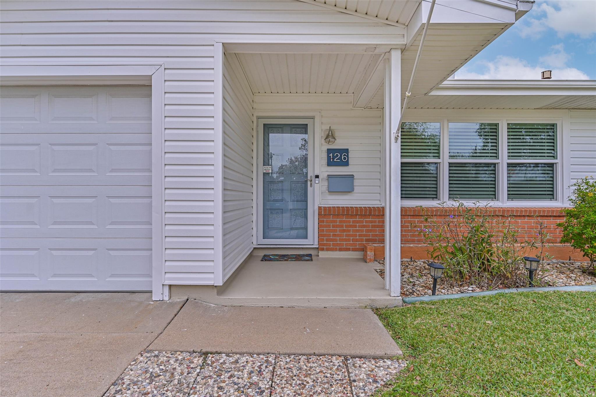 126 Tuna Street