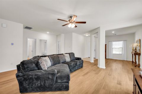 Homes For Sale - 10510 Watershed Drive<br/> Rosharon, TX 77583