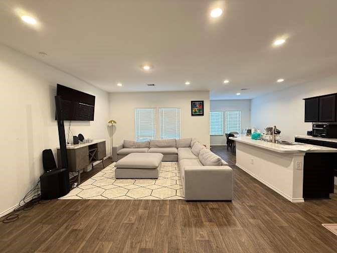 21202 Frosted Fern Lane