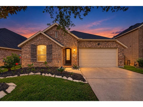 Photo of 19711 Lakeside Pointe, Richmond, TX 77407 (MLS # 95038782)