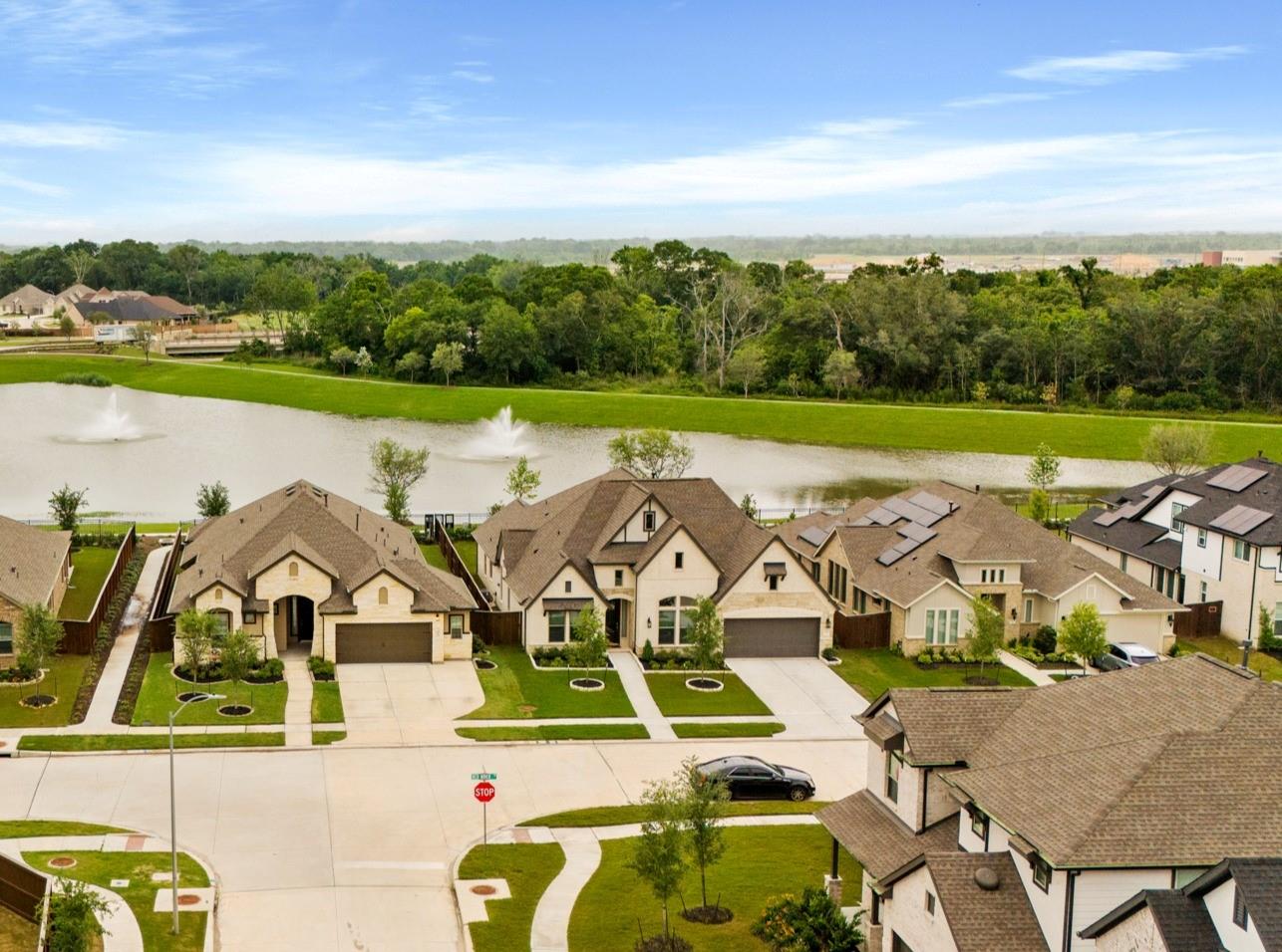 5903 Red River Drive