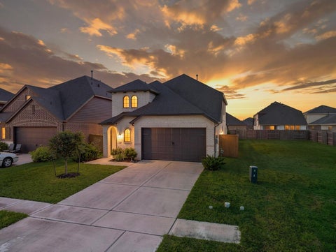 Photo of 13021 Sapphire Lake Lane, La Marque, TX 77568 (MLS # 78442337)