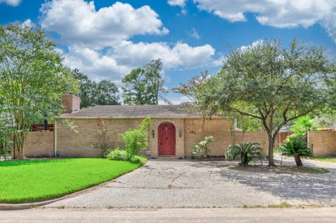 Photo of 251 Gessner Road, Houston, TX 77024 (MLS # 67582331)
