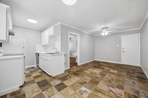Photo of 3618 Garrott Street #04, Houston, TX 77006 (MLS # 73655536)
