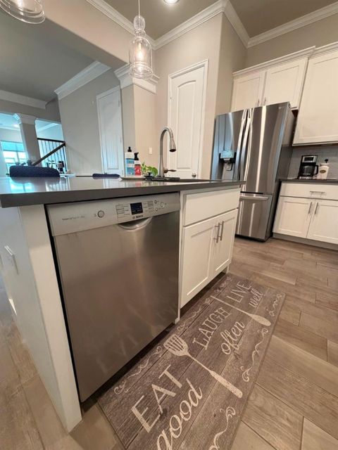 Tiny photo for 4610 Center Street, Houston, TX 77007 (MLS # 88863683)