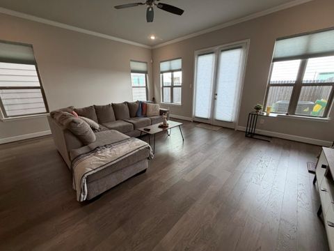 Tiny photo for 4610 Center Street, Houston, TX 77007 (MLS # 88863683)