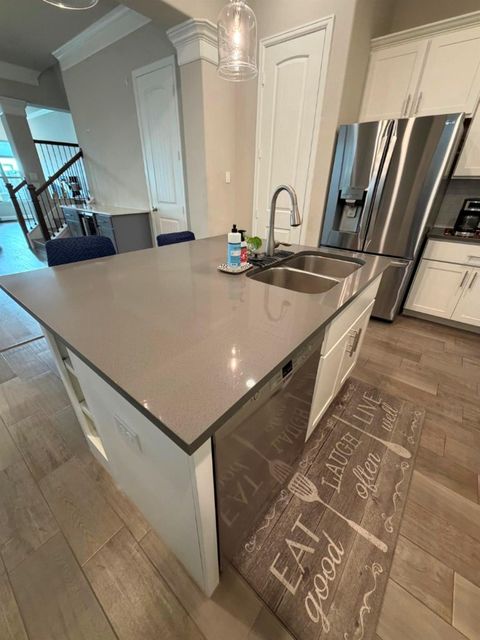 Tiny photo for 4610 Center Street, Houston, TX 77007 (MLS # 88863683)