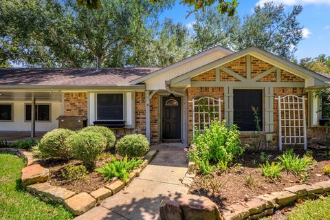 Photo of 2411 Orange Street, Waller, TX 77484 (MLS # 42872060)