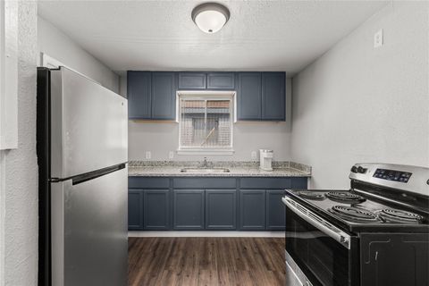 Photo of 5718 Pickfair St #7, Houston, TX 77026 (MLS # 9652558)