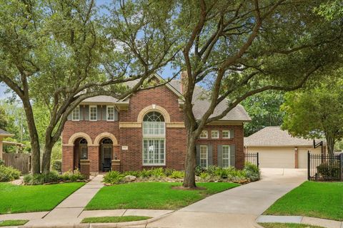 Photo of 1310 Tracewood Cove, Houston, TX 77077 (MLS # 16299946)