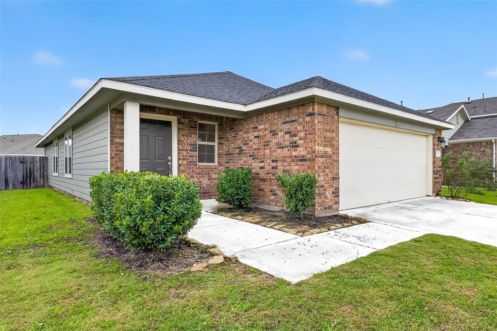 Photo of 6835 Scarlet Sagebrush Street, Katy, TX 77449 (MLS # 21011915)