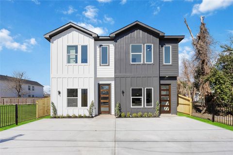 7961 Henson Street A/B Houston TX 77028