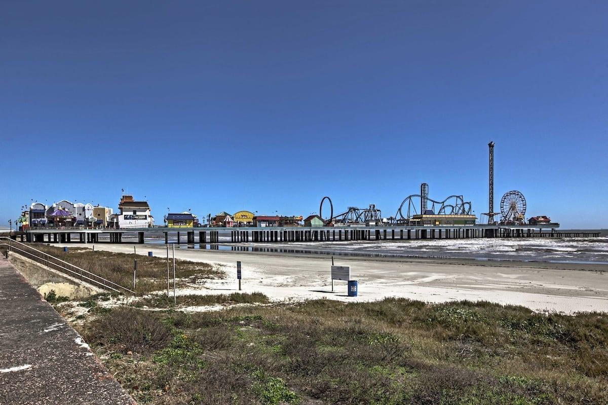 7000 Seawall Boulevard 923