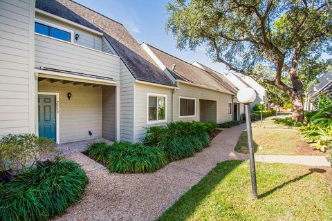 Tiny photo for 2313 Briarwest Boulevard, Houston, TX 77077 (MLS # 86176107)