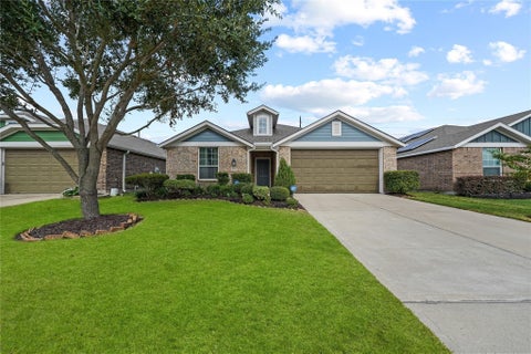 Photo of 16330 Hillside Garden Lane, Houston, TX 77084 (MLS # 20350935)