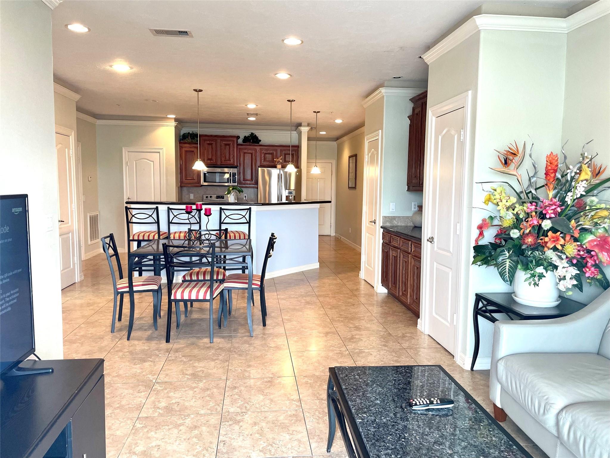 7037 Kingston Cove Ln 317