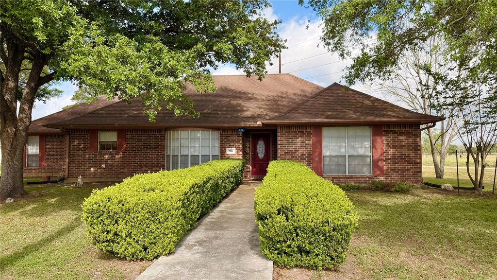 Photo of 506 Houston Street, Wallis, TX 77485 (MLS # 94690732)