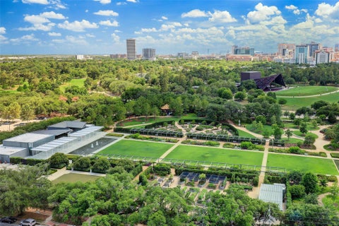 Homes For Sale - 1400 Hermann Drive #11A<br/> Houston, TX 77004