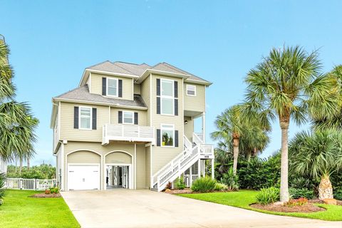 Photo of 13631 Windlass Circle, Galveston, TX 77554 (MLS # 71933629)