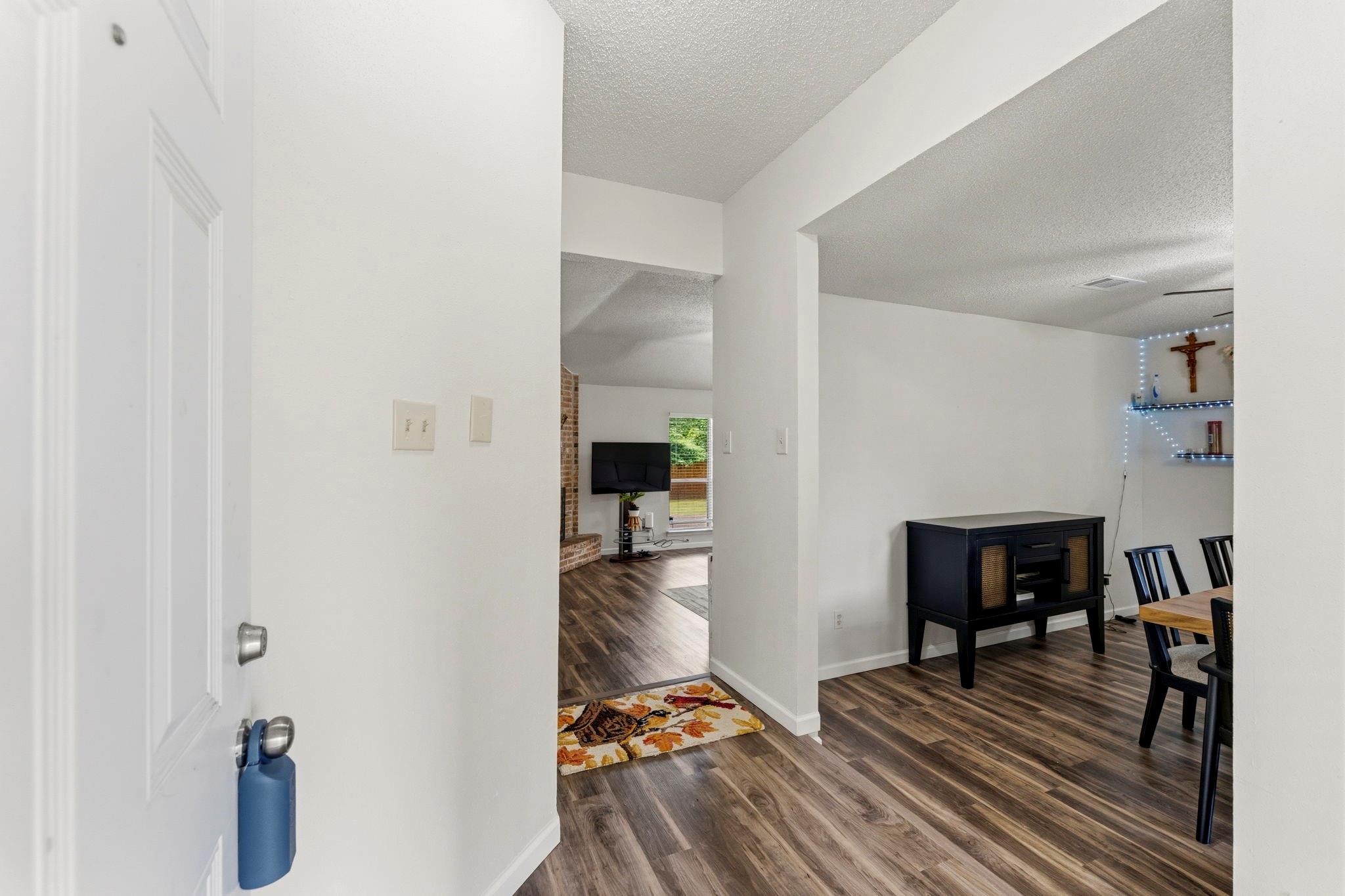 18503 Hiddenbay Way