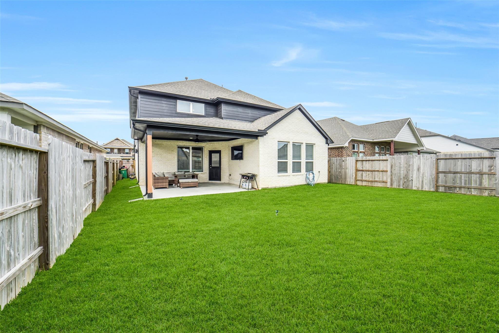2460 Fairway Harbor
