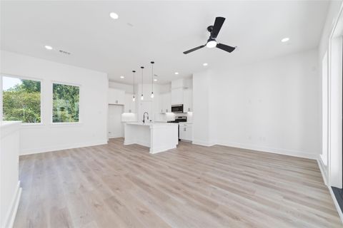 Tiny photo for 810 Elkhart Street #F, Houston, TX 77091 (MLS # 8037514)