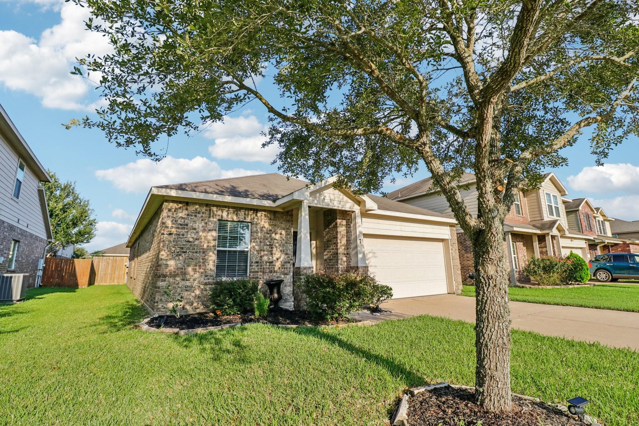 7 Garden Springs Court