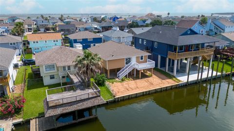 Photo of 901 Bonita Street, Bayou Vista, TX 77563 (MLS # 54775758)