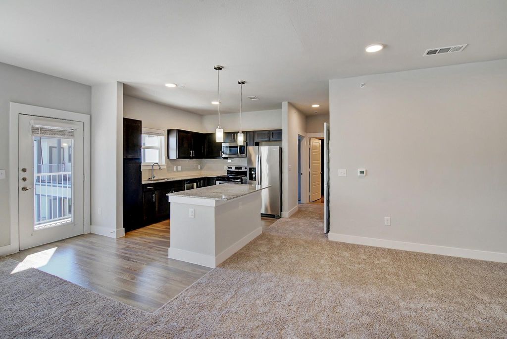 Photo of 25500 Westheimer Parkway #2204, Katy, TX 77494 (MLS # 92683123)