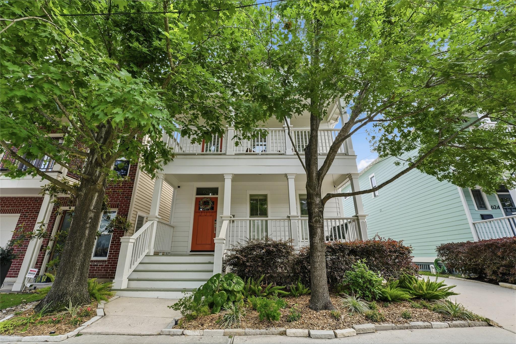 626 E 6th 1/2 Street