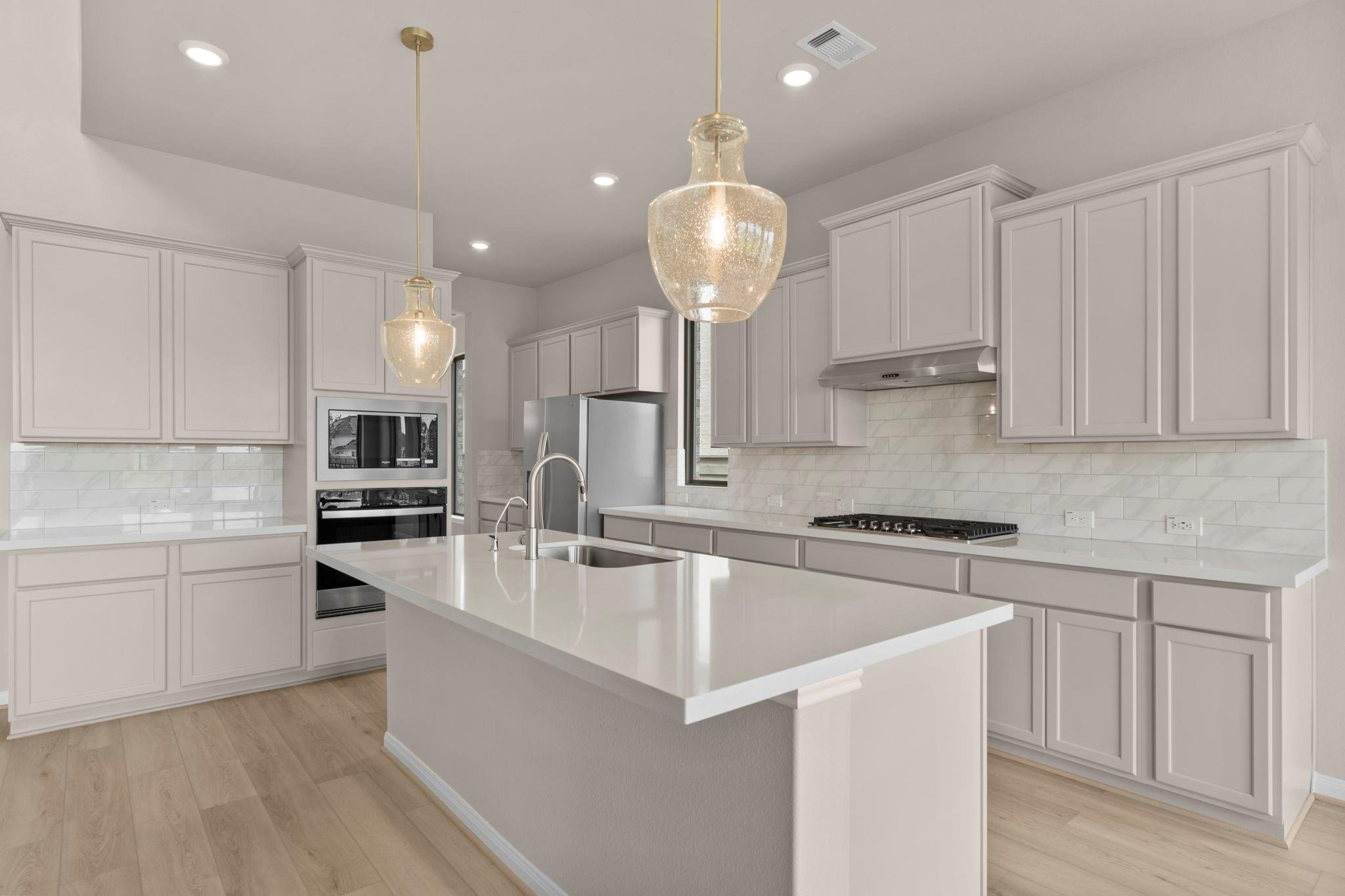 2513 Gleaming Pear Drive