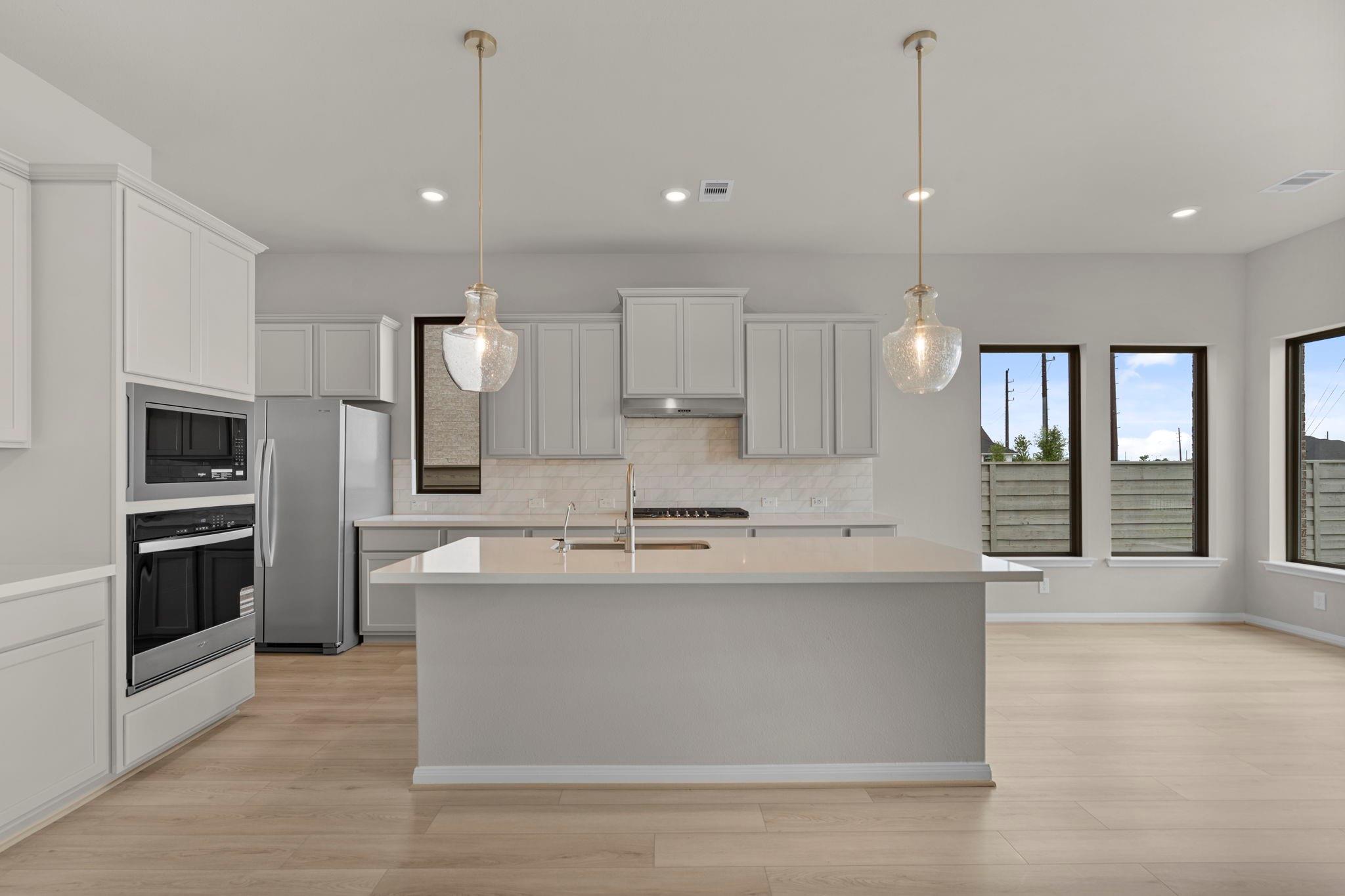 2513 Gleaming Pear Drive