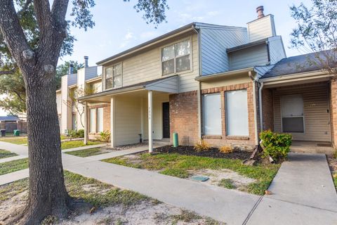 Photo of 7850 Green Lawn Drive, Houston, TX 77088 (MLS # 67352763) Photo of 7850 Green Lawn Drive, Houston, TX 77088 (MLS # 67352763)