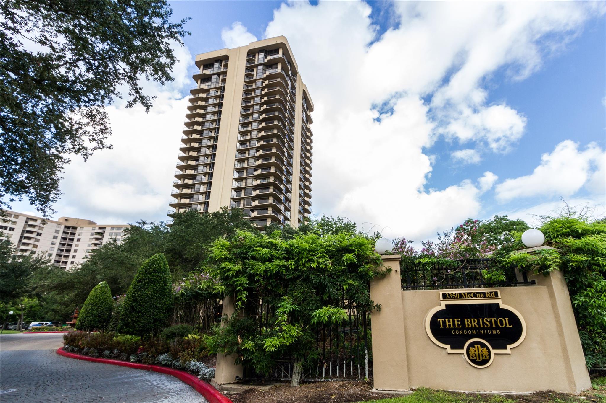 3350 Mccue Road 201