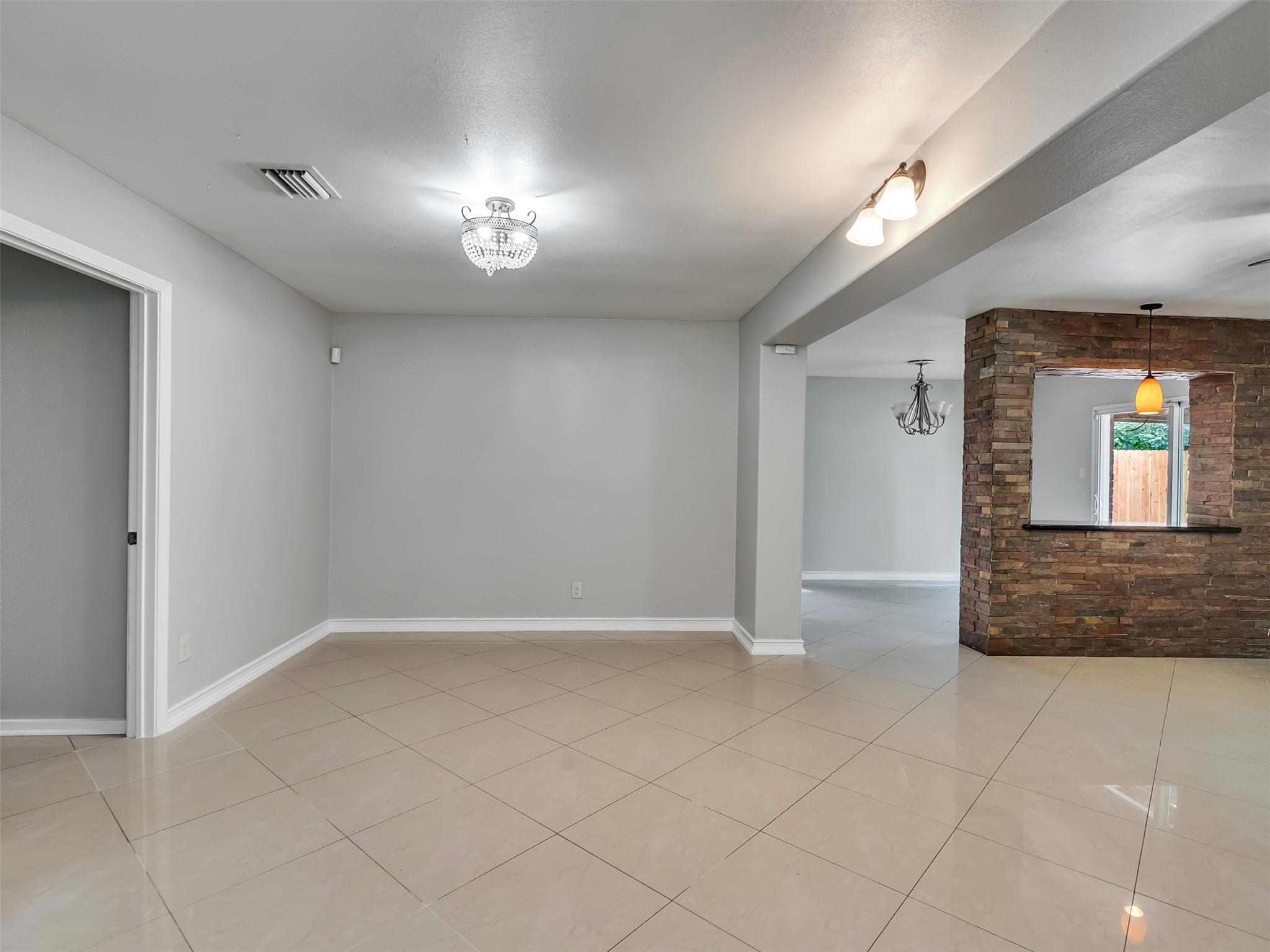 5115 Toho Drive