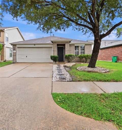 Homes For Sale - 20506 Hillsdale Park Drive<br/> Cypress, TX 77433