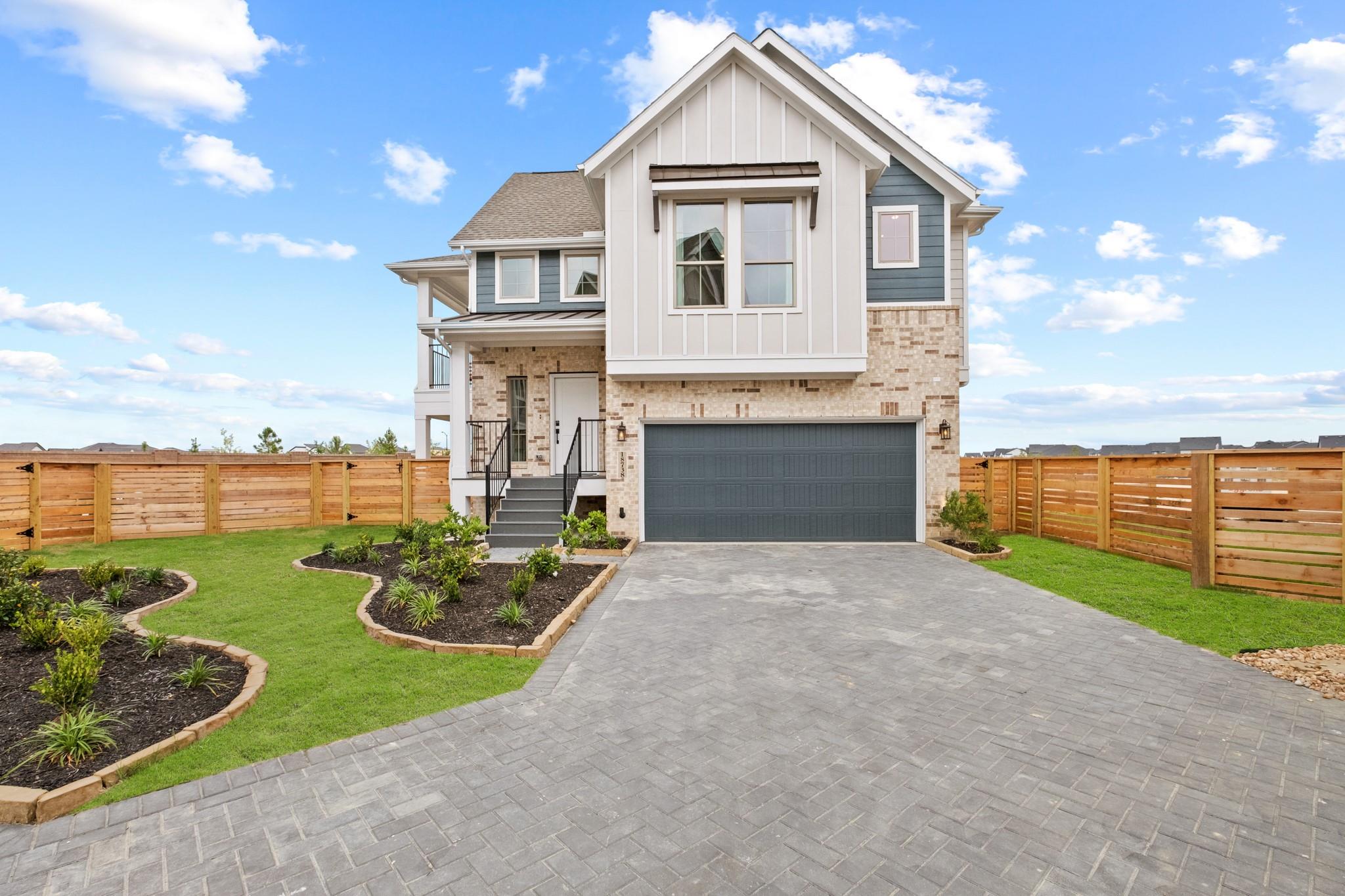21226 Teal Lovegrass Lane